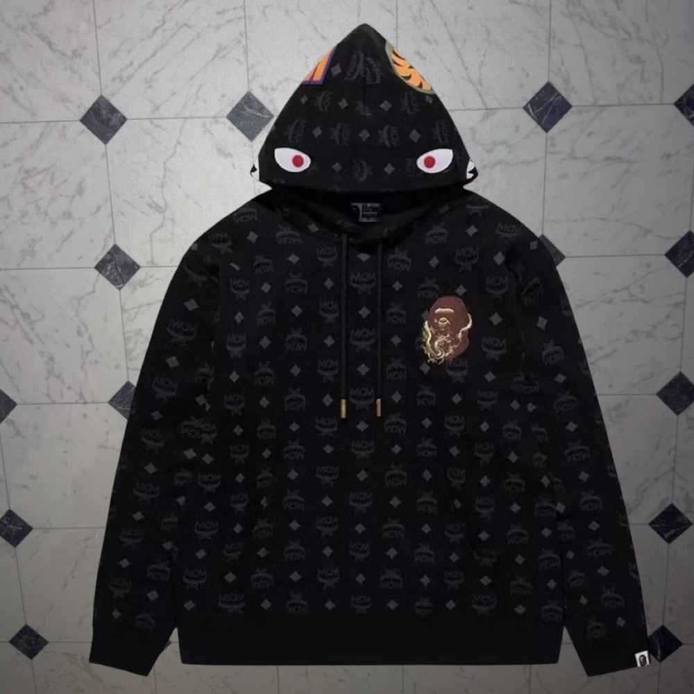 BAPE x MCM Shark Pullover Hoodie Size L Black